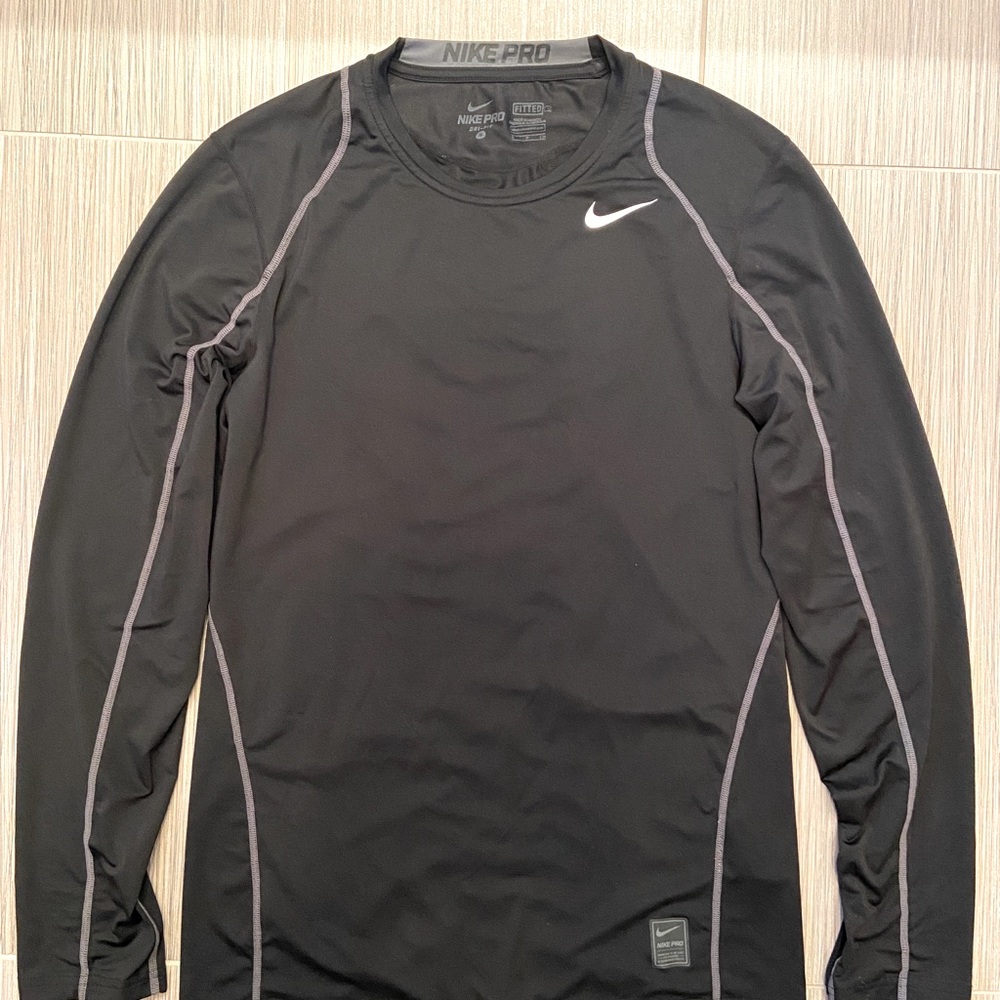 Nike pro training t-shirt S